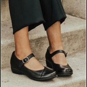Dansko fawna Black milled Nappa Mary Jane shoes
